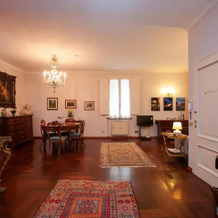 Apartment Placidia *
